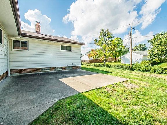 2nd image of 7460 Dawn Haven Dr