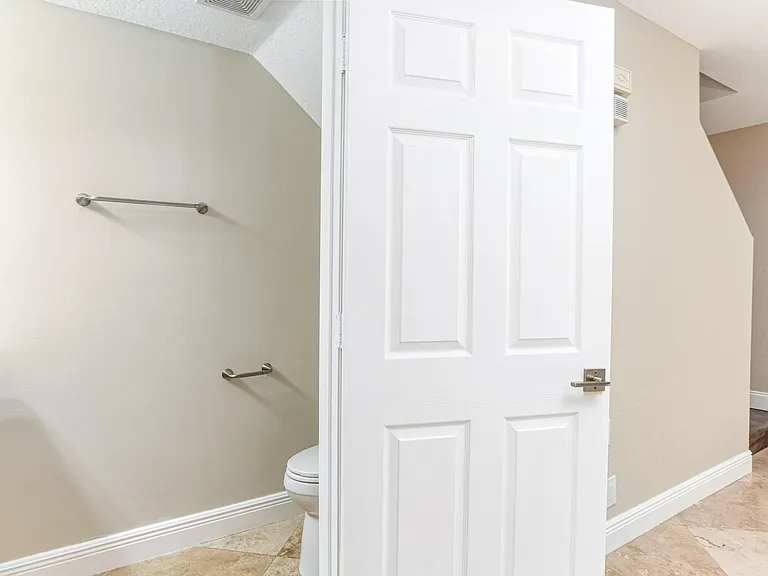 316 SE Bloxham Way — Photo 11