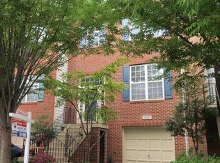 45824 Edwards Ter, Sterling, VA 20166