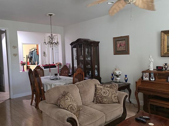 4th image of 2499 Bellchase Dr