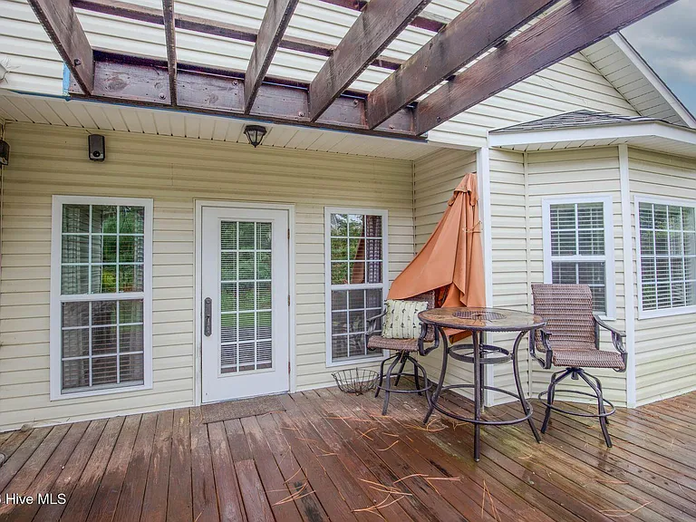 13 Barkley Ln — Photo 33