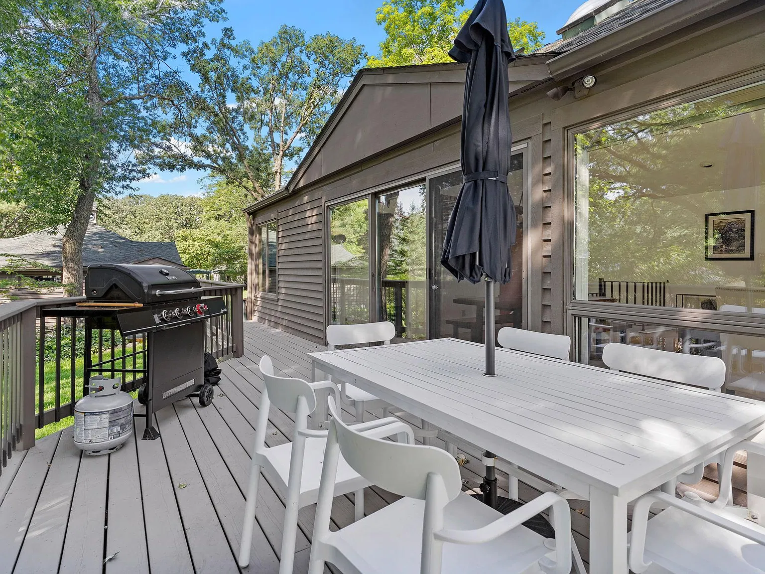3 bed, 2355 sqft, $3,500 — Photo 3