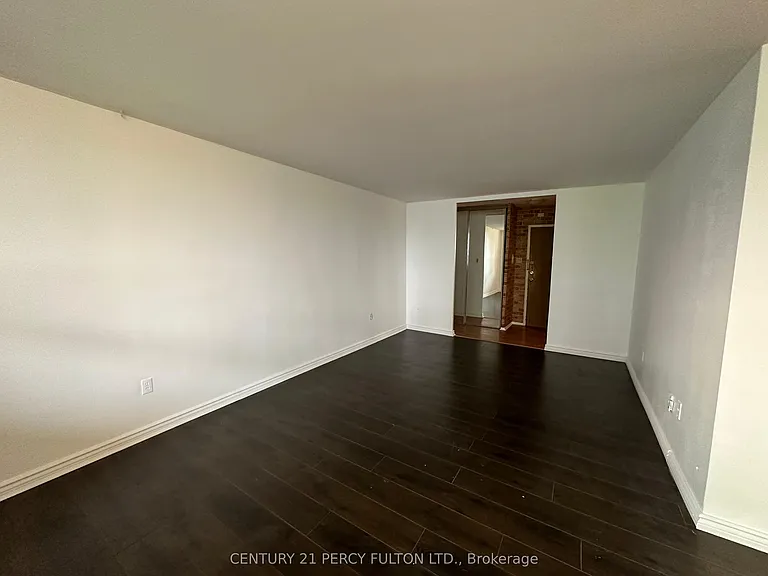 3420 Eglinton Ave E #404 — Photo 6