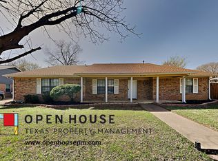 1543 Tiffany Forest Ln, Grapevine, TX 76051