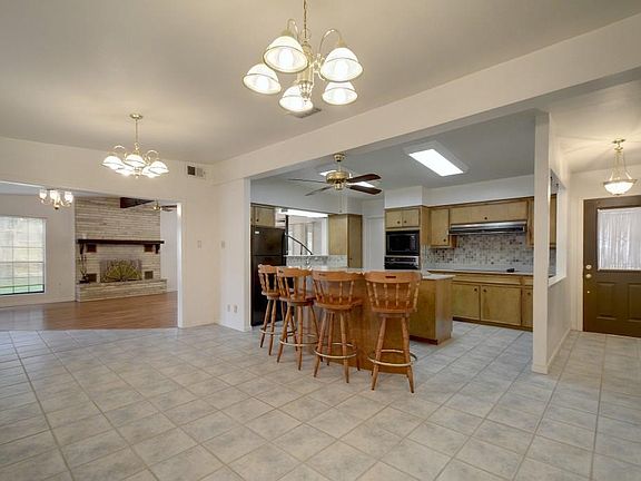 4th image of 102 Rivercrest Dr