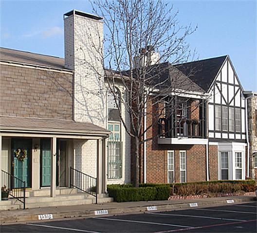 1st image of 15910 Archwood Ln #1017