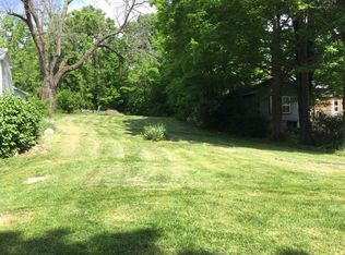 119 Maple St, Lewisburg, WV 24901