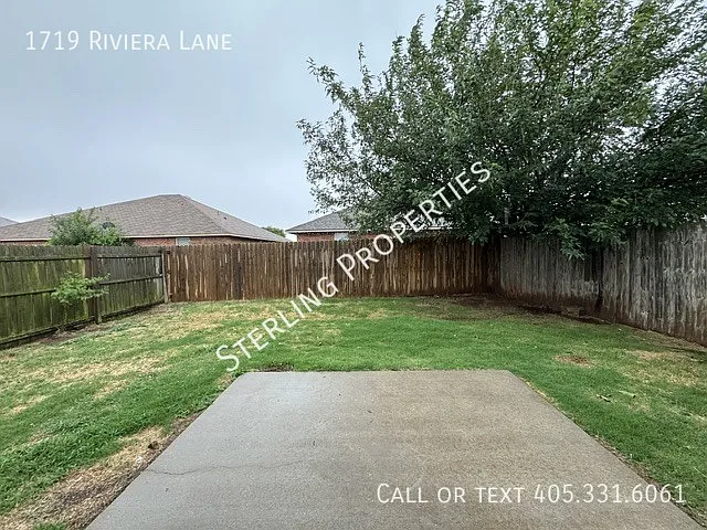 1719 Riviera Ln — Photo 14