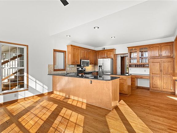 4th image of 12929 Reeder St