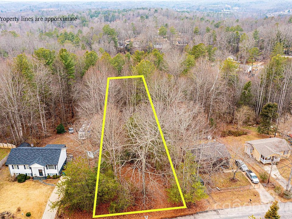 1st image of Staircase Rd