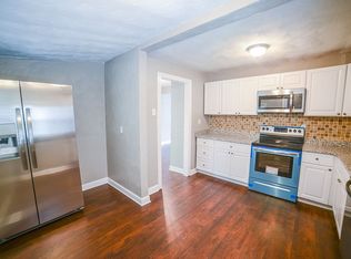916 W 27th St, Norfolk, VA 23517