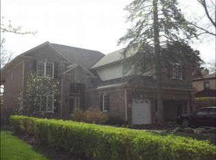 211 Lincoln St, Glenview, IL