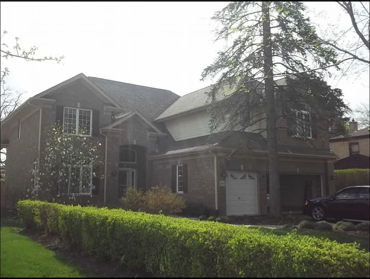 211 Lincoln St photo 1