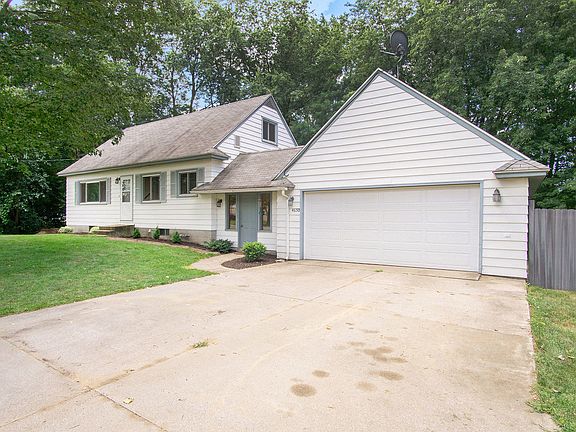 3rd image of 4650 62nd St