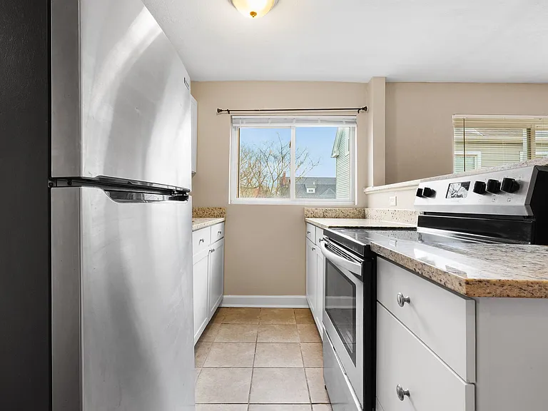 1526 Blair Ave — Photo 8
