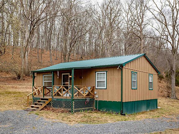 2nd image of 49 Mount Top Rd