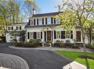 16 Long Meadow Hill Rd, Brookfield, CT 06804