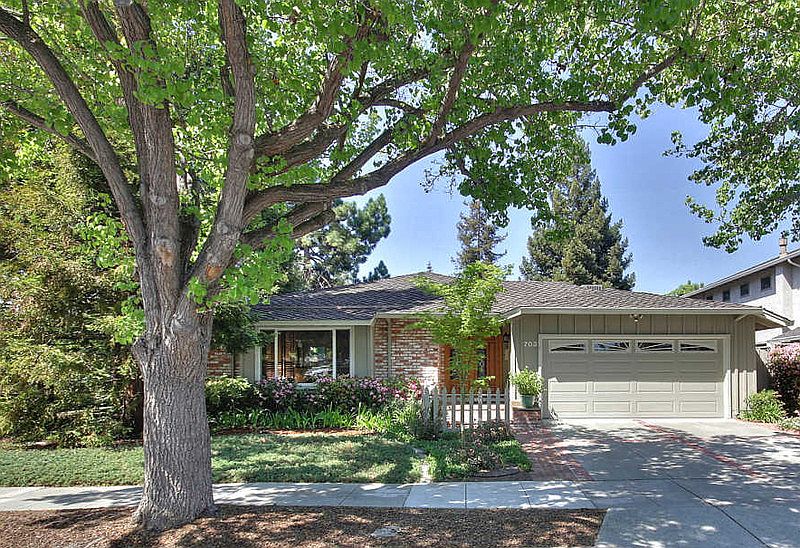1st image of 703 Ensign Way