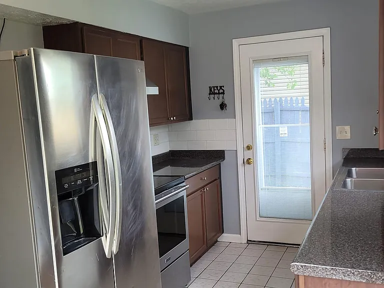 4502 Paxton Dr S — Photo 13
