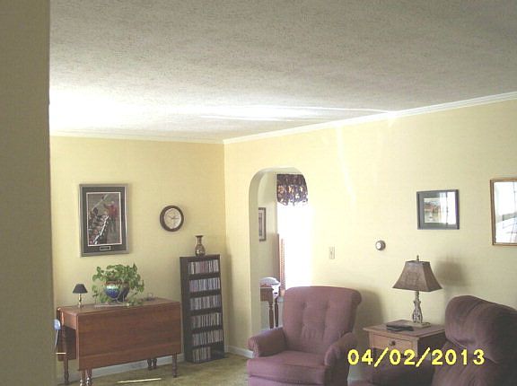 4th image of 295 Merchant Ave