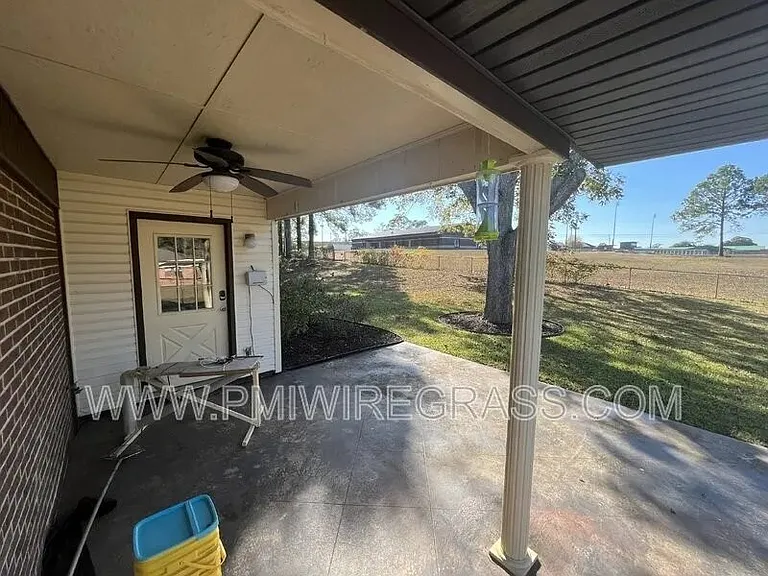 59 Andrews Dr — Photo 32