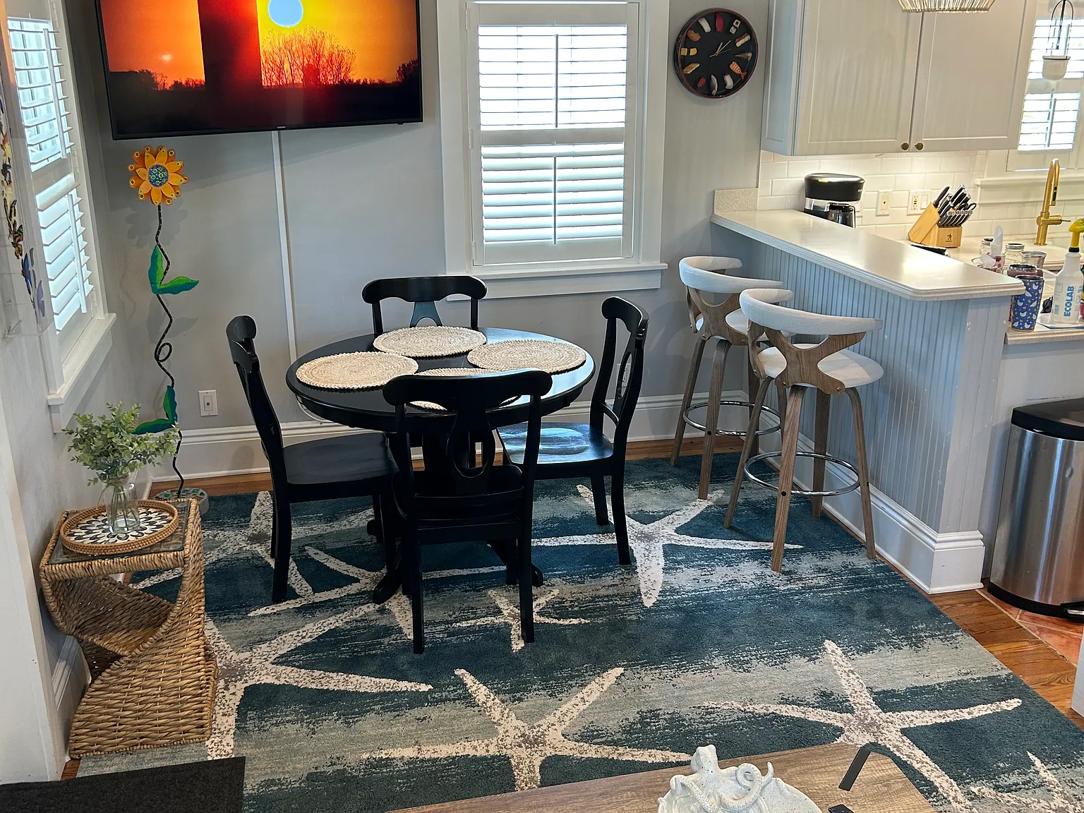 2 bed, 1200 sqft, $10,000 — Photo 3
