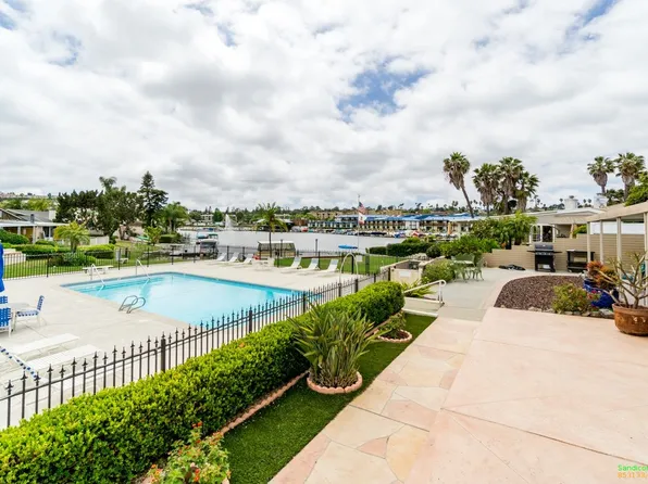 1787 San Pablo Dr, San Marcos, CA 92078