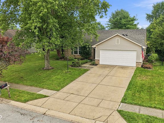 5th image of 20741 Alpine Dr