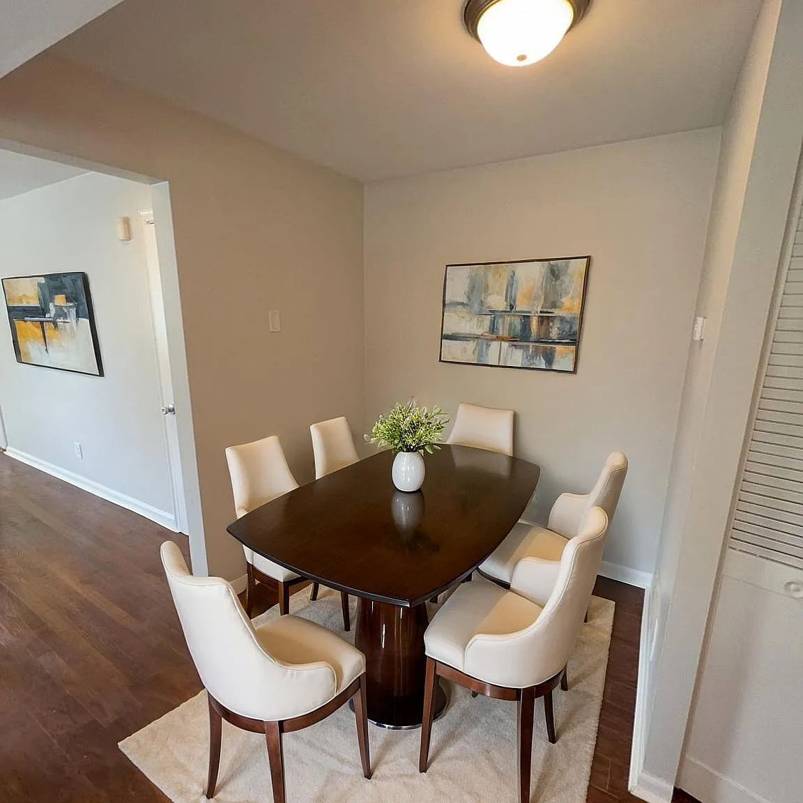 3918 E Gatewood Ln Apt 2 — Photo 4