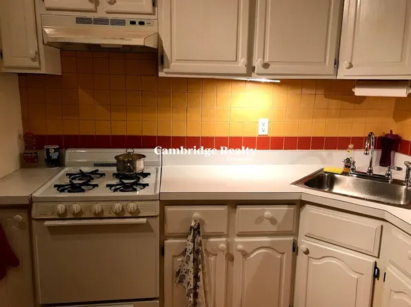 71 Parkman St, Brookline, MA