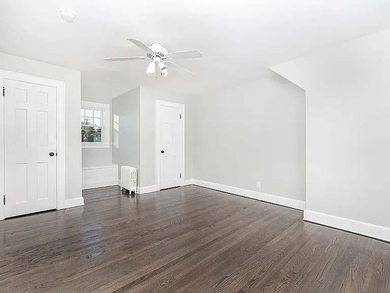 51 Hepburn Rd — Photo 27