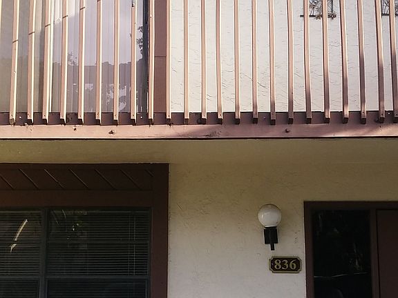 3rd image of 836 NW 47 St