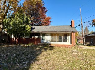 27160 Spring Arbor Dr, Southfield, MI 48076