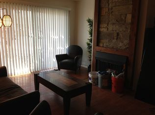 655 Grove Dr #1051, Buffalo Grove, IL 60089