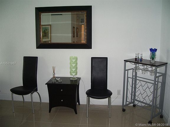 4th image of 3901 S Ocean Dr APT 3X