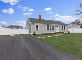 (Undisclosed Address), West Yarmouth, MA 02673