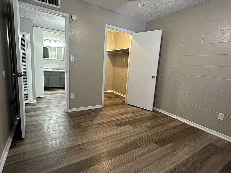 SAN MARCOS APARTMENTS — Photo 45