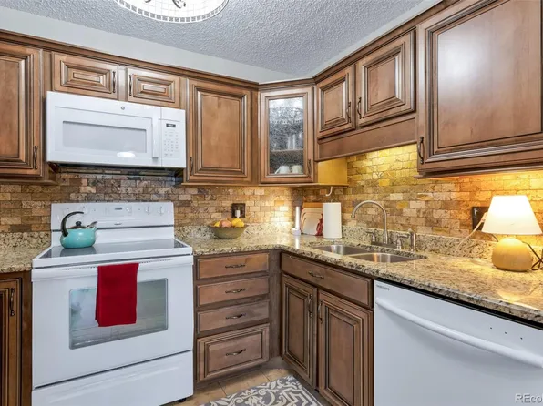 3144 S Wheeling Way Bldg 210 #301, Aurora, CO 80014