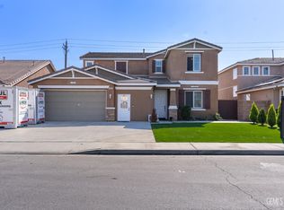 11805 Christmas Rose Dr, Bakersfield, CA