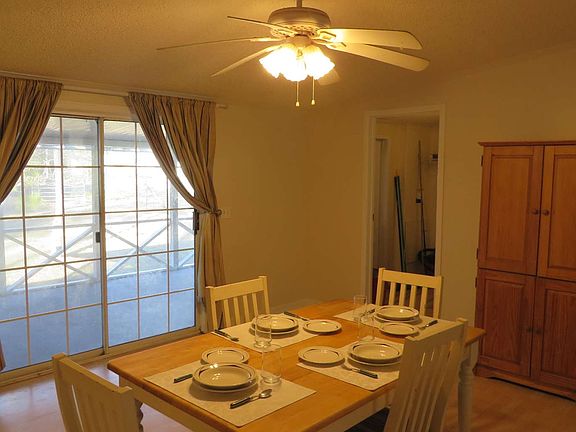 3rd image of 292 SW Friendship Way