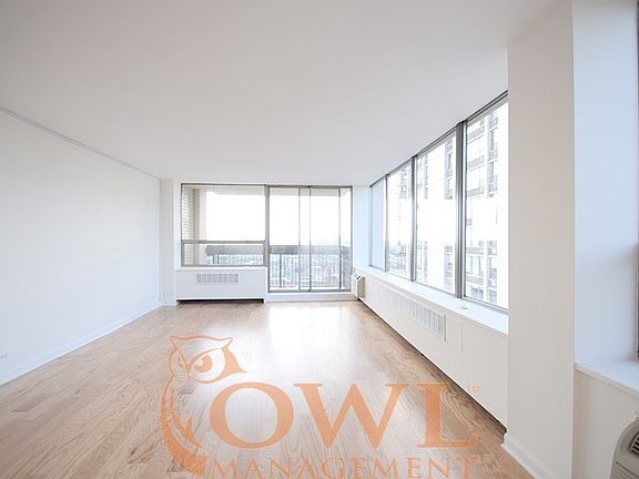 2nd image of 1355 N Sandburg Ter APT 2209