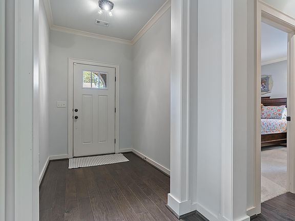 4th image of 3745 James Hill Cir
