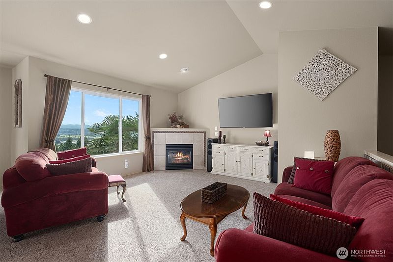 5th image of 117 Briarwood Court