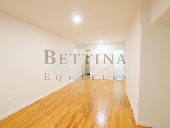 4th image of 321 E 91st St APT 1A