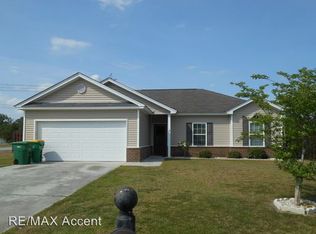 90 Evergreen Oak Dr, Richmond Hill, GA 31324