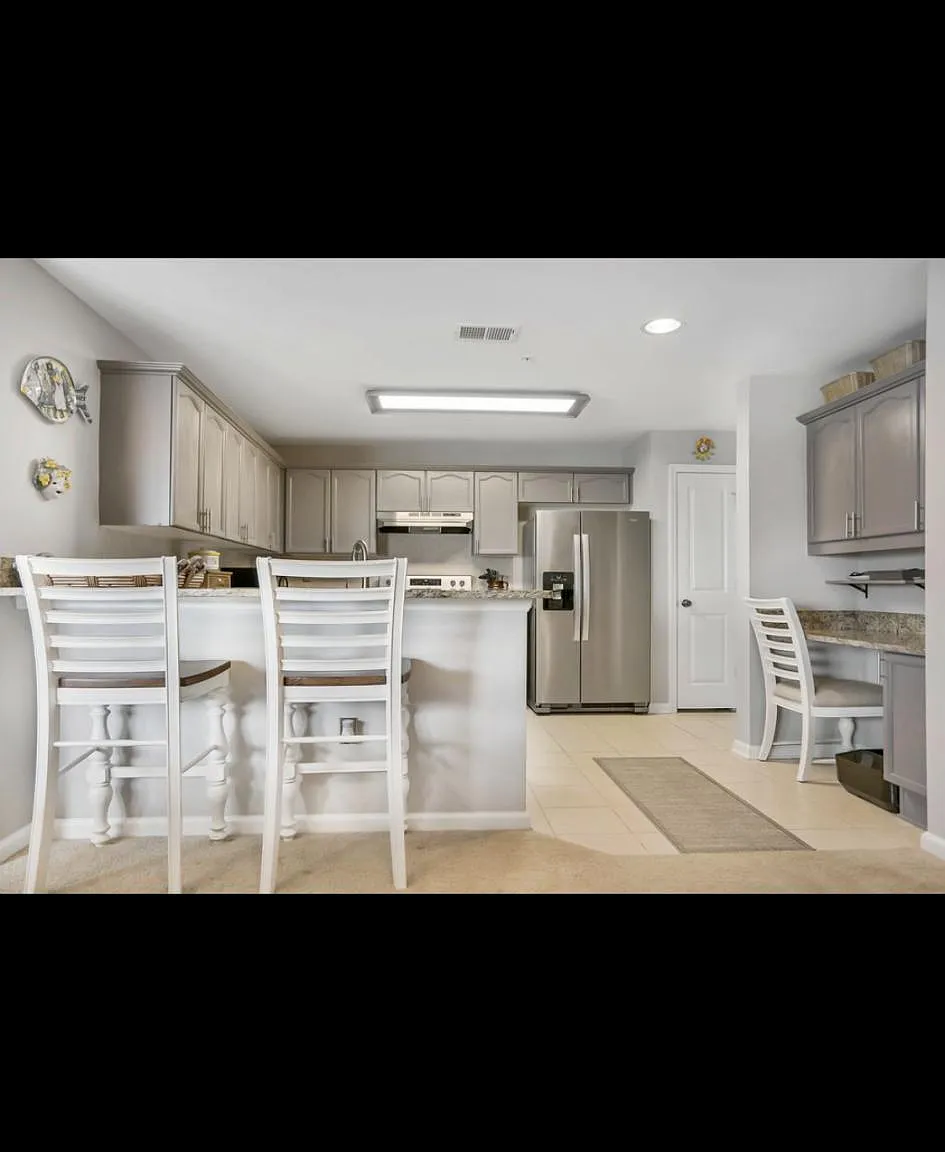 1 bed, 770 sqft, $1,795 — Photo 3