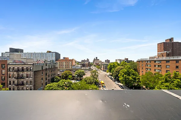 Rented by Skyhigh Realty NYC LLC | media 38