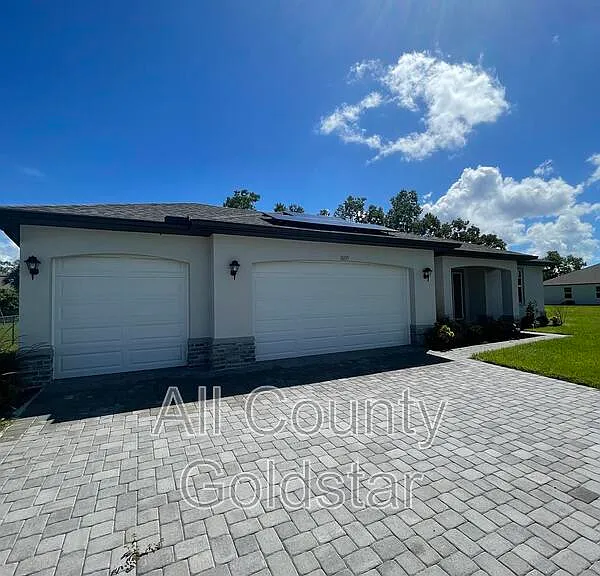16195 Maya Cir — Photo 2