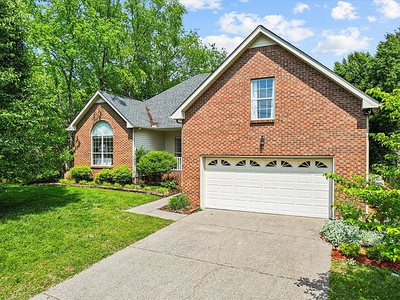 2nd image of 632 Bradford Dr