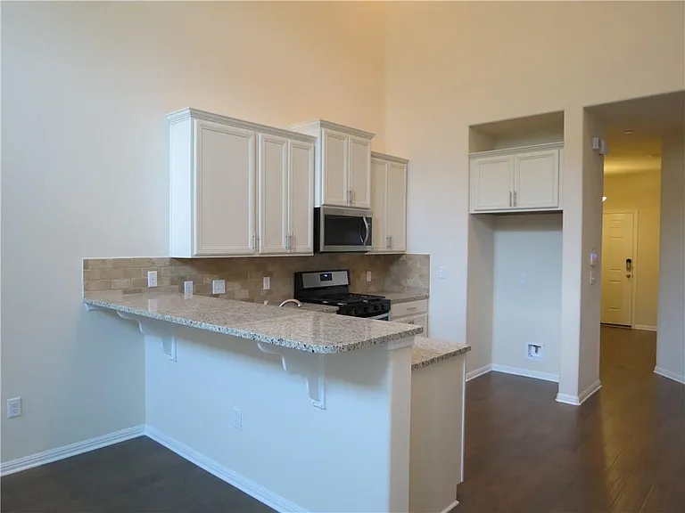 2304 S Lakeline Blvd #432 — Photo 6